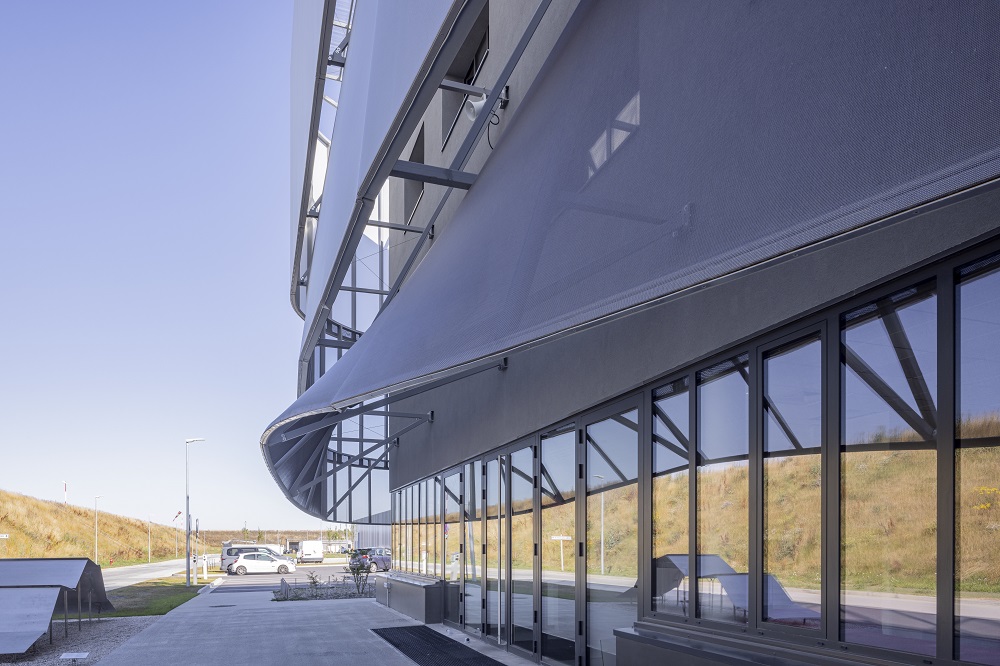 Textile facades provide protection from heat and ensure outward visibility